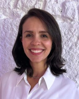 Dr. Thalita Damaceno